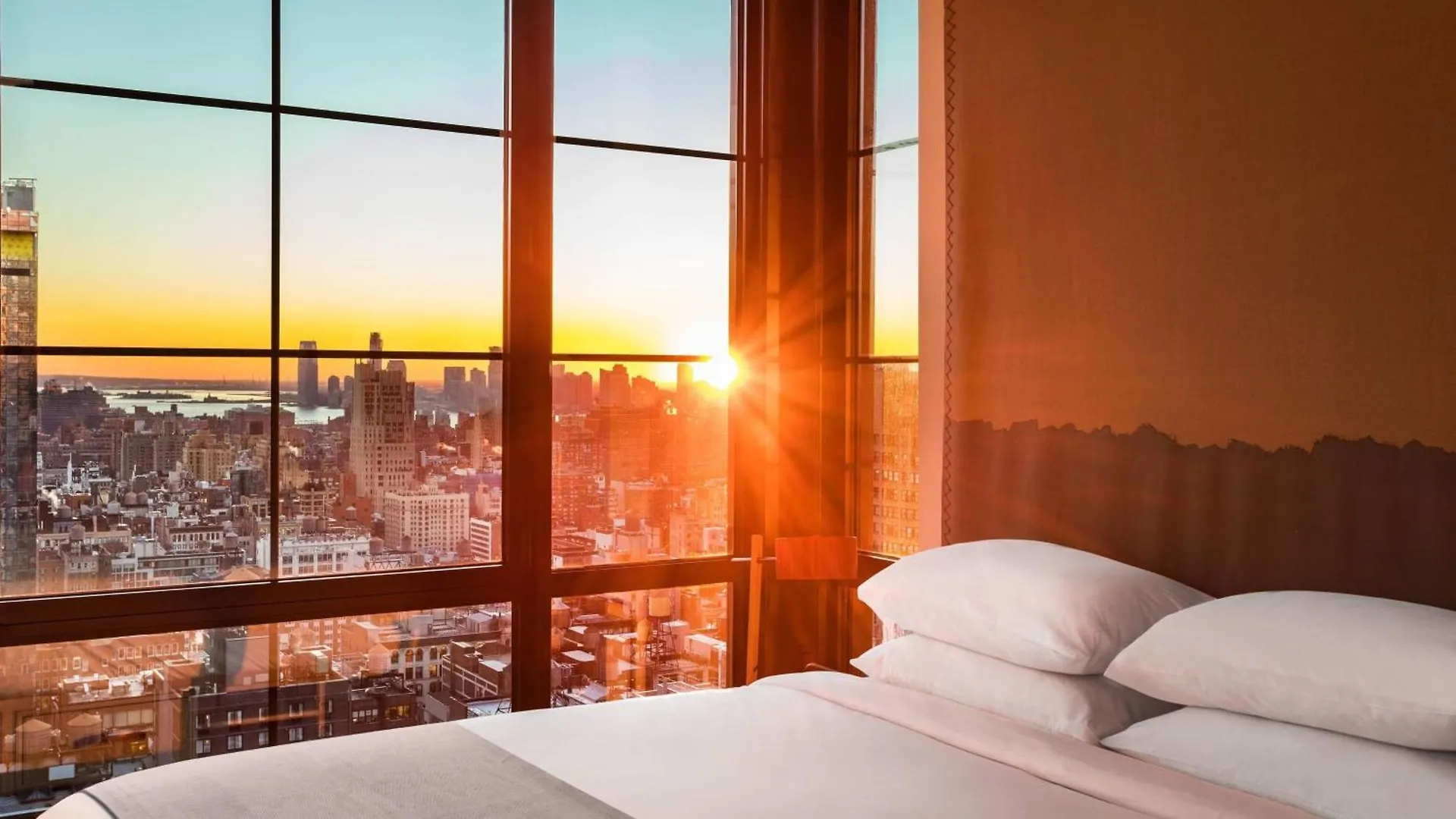 Moxy Nyc Chelsea Hotel New York