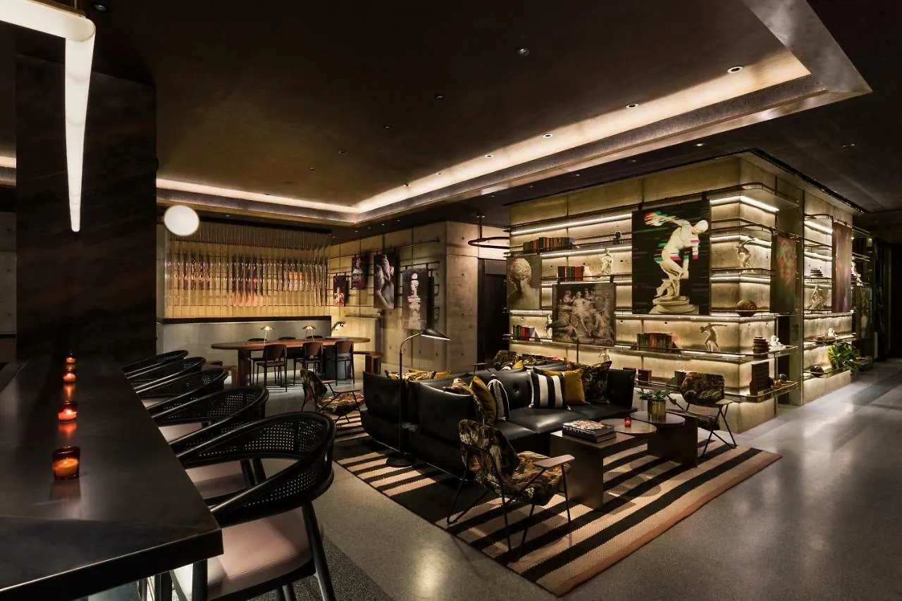 ****  Moxy Nyc Chelsea Hotel New York United States