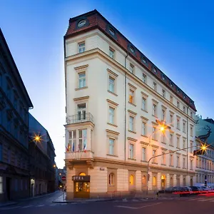 https://express-by-holiday-inn-city-center-prague.praguehotelsweb.com