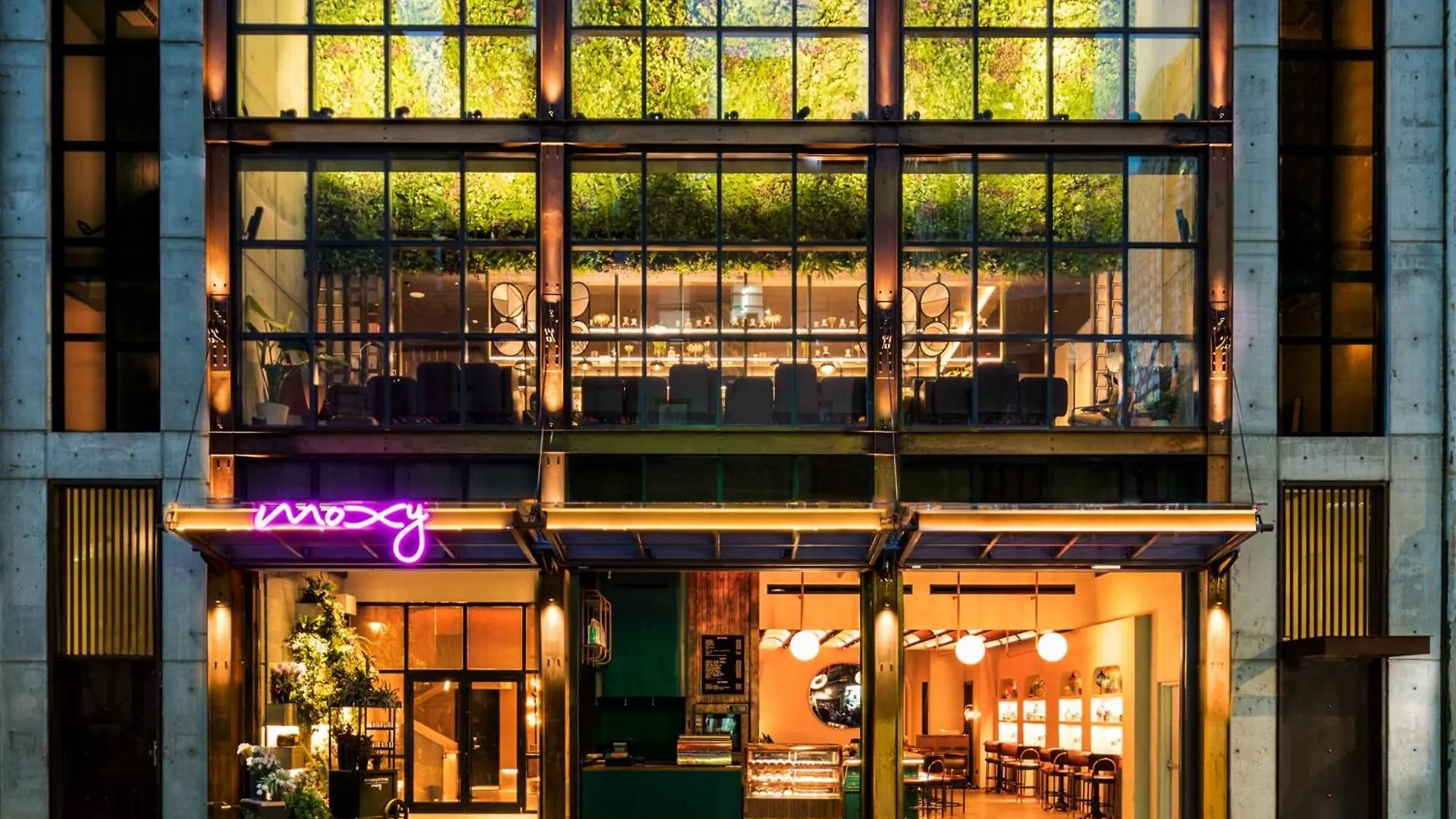 Moxy Nyc Chelsea contacts
